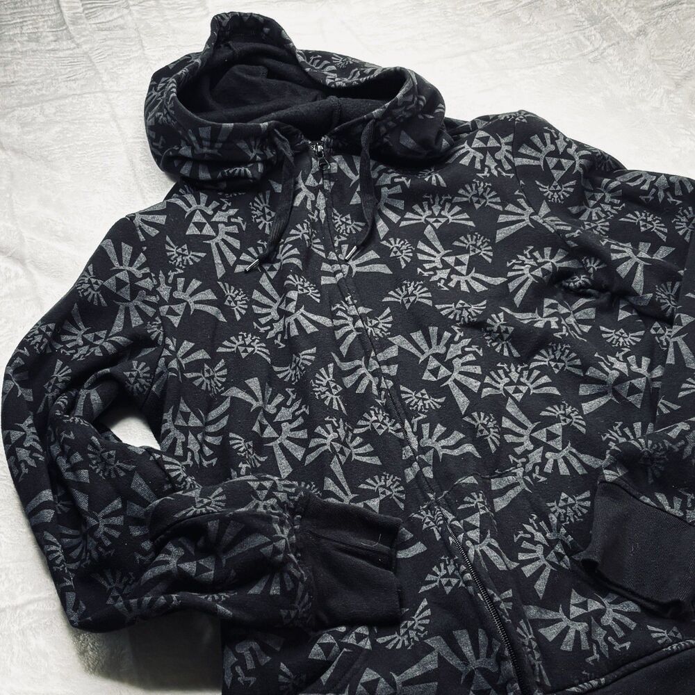 Legend of Zelda Twilight Princess AOP Hylian Crest Black Zip Hoodie XS RARE